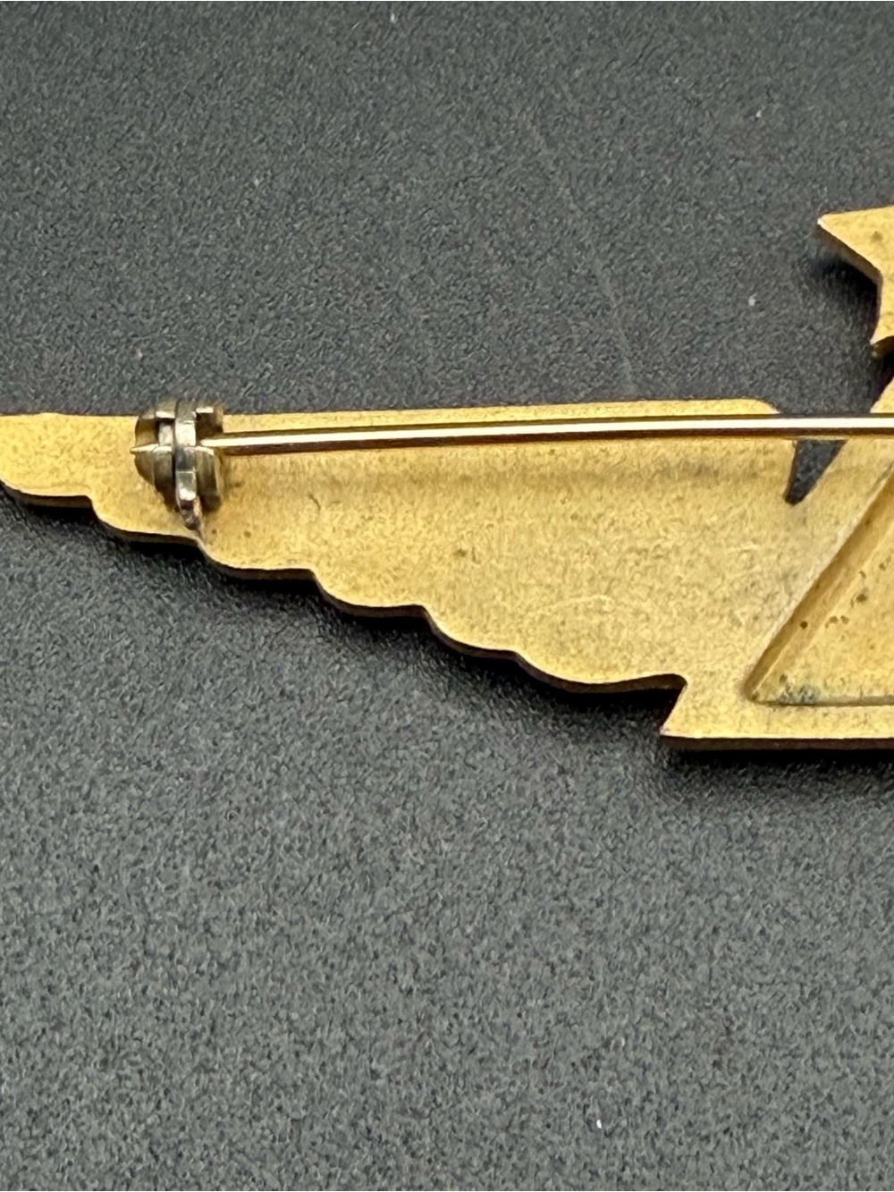 Delta Airlines Second Officer Wings Pin Vintage #B83 - Picture 6 of 10